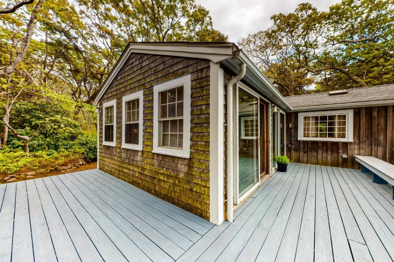 Sunset On The Vineyard Vineyard Haven Exterior foto